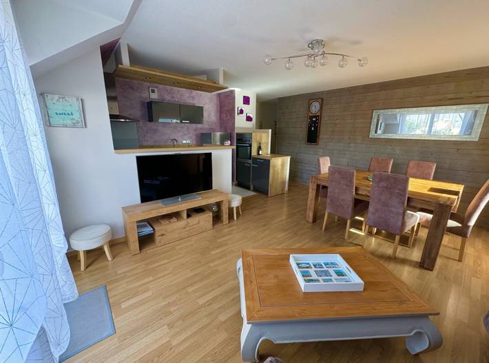 Gîte pour 6 personnes, avec balcon à Port-en-Bessin-Huppain - 2