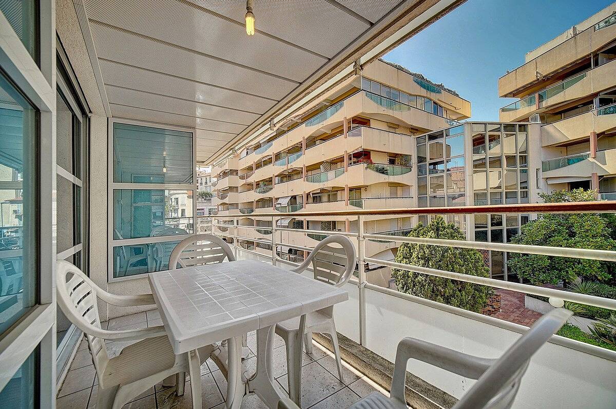 Entire apartment, 3 Pieces Spacieux Cannes Centre in Cannes, Mediterranean Coast (France)