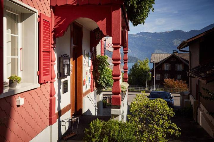 Hotel für 2 Personen, mit Terrasse und Garten sowie Ausblick in Beckenried