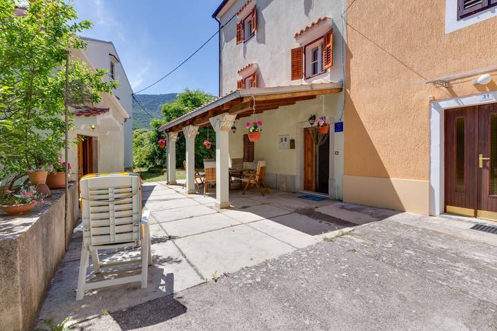 Ferienhaus Juliette 150m vom Strand in Nerezine, Lošinj (Kvarner Bucht)