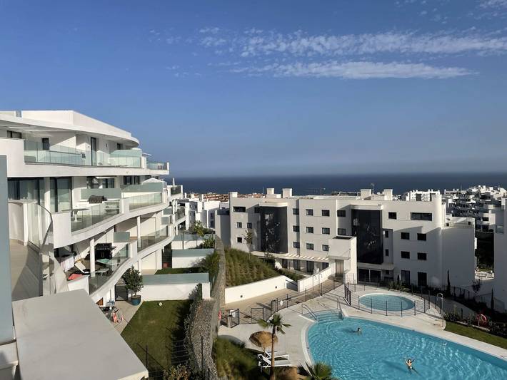 Apartamento de vacaciones para 6 personas, con jardín y piscina en Fuengirola