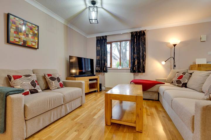 Pass the Keys | Spacious Modern Home near River Cam | Free Parking in Cambridge, Cambridgeshire