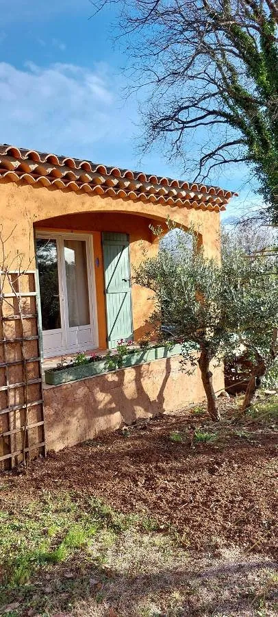 Maison d’hôte pour 2 personnes, avec piscine ainsi que terrasse et jardin - 1
