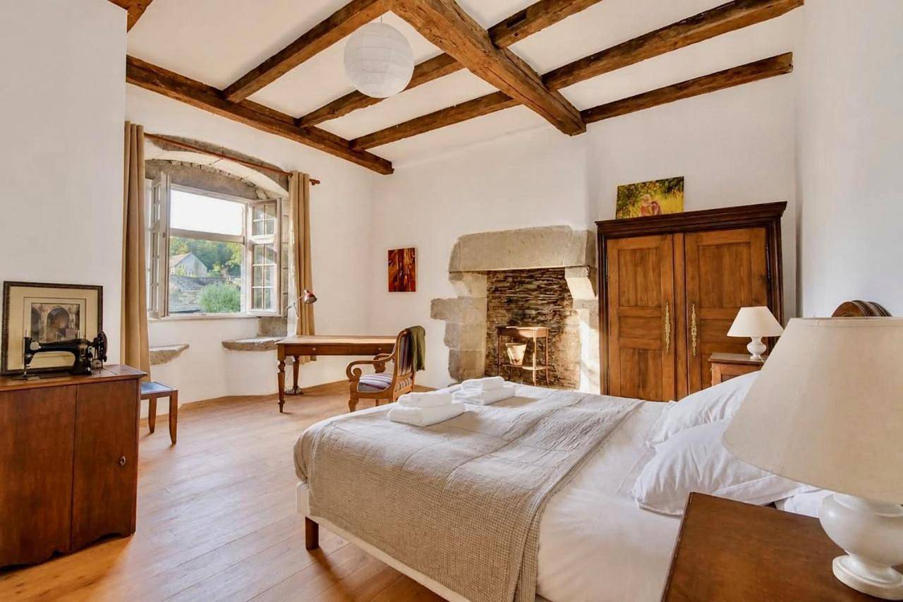 Presbytère Xvième siècle - Charme & Vue Chapelle St Herbot in Loqueffret, Région de Châteaulin