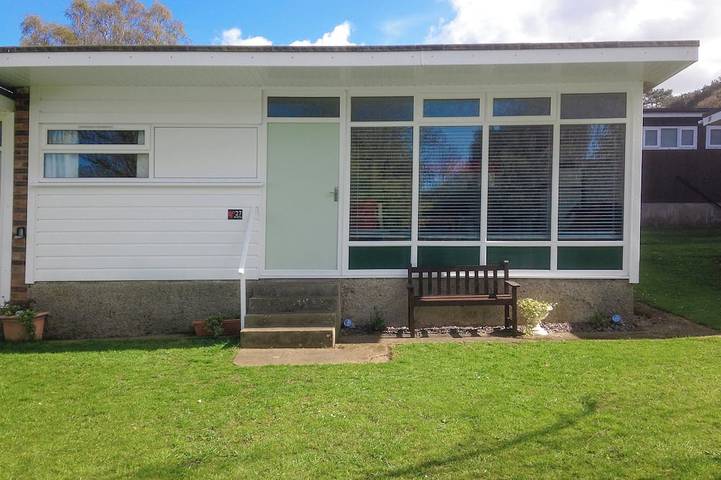 Chalet for 4 people, with garden, with pets in Cromer