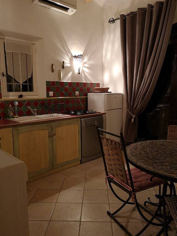 Studio entier, Le Mas des Anges - Gîte 4 personnes in Cheval-Blanc, Parc naturel régional du Luberon