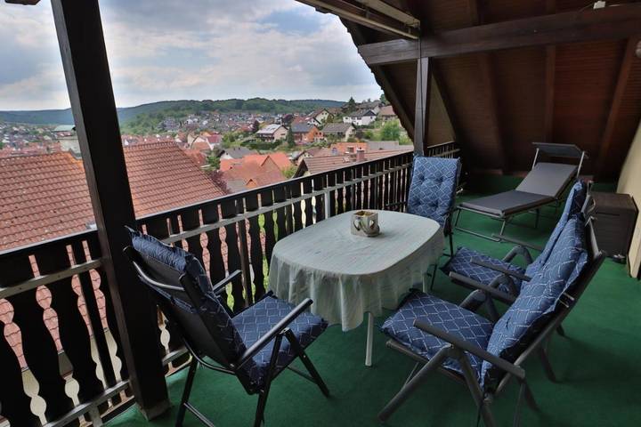 Ferienwohnung für 4 Personen, mit Balkon und Ausblick in Mömlingen