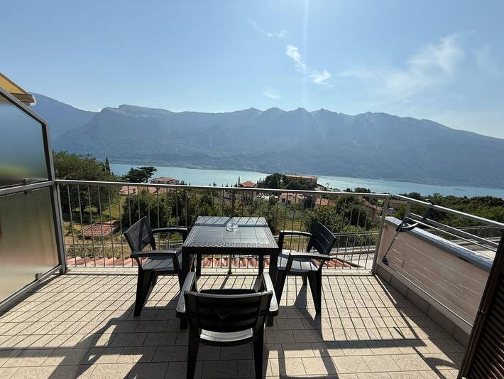 Appartamento intero, La Quiete 63 Terrace Holiday apartment in Pieve di Tremosine, Tremosine