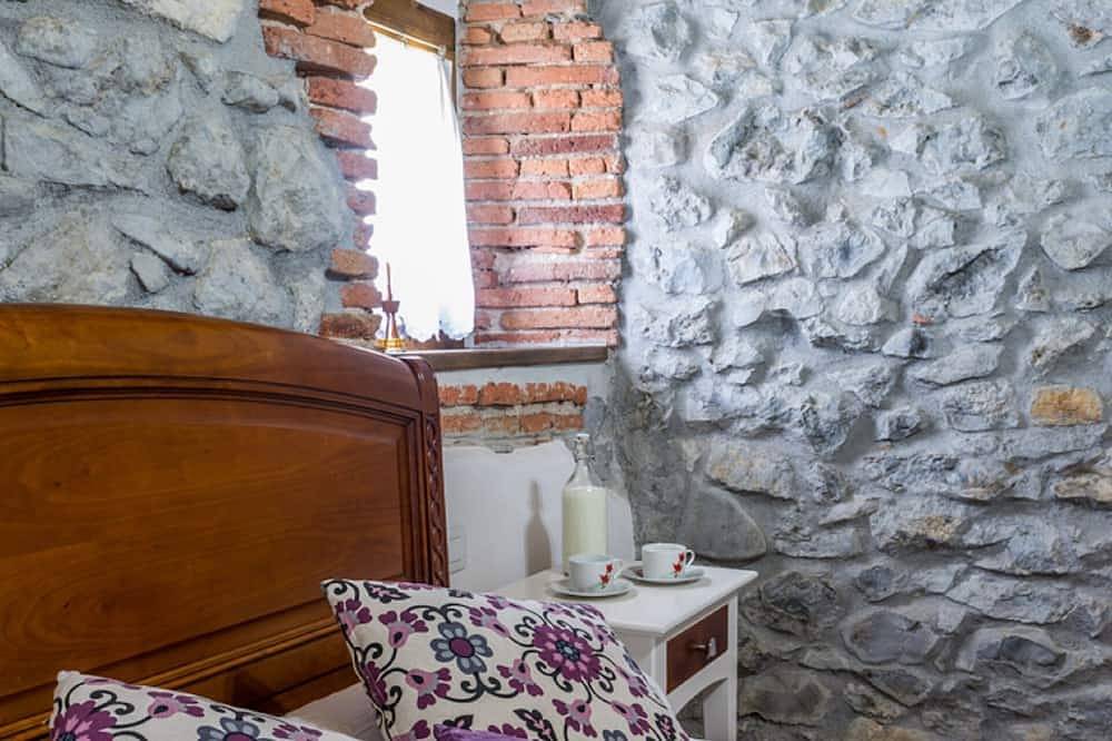 Entire apartment, Apartment in a rural setting near the beach of Laredo 1 in Ampuero, Cantabrian Coast