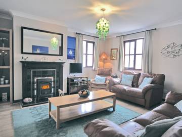 Holiday Rental for 7 People in Broad Haven, Pembrokeshire, Photo 1