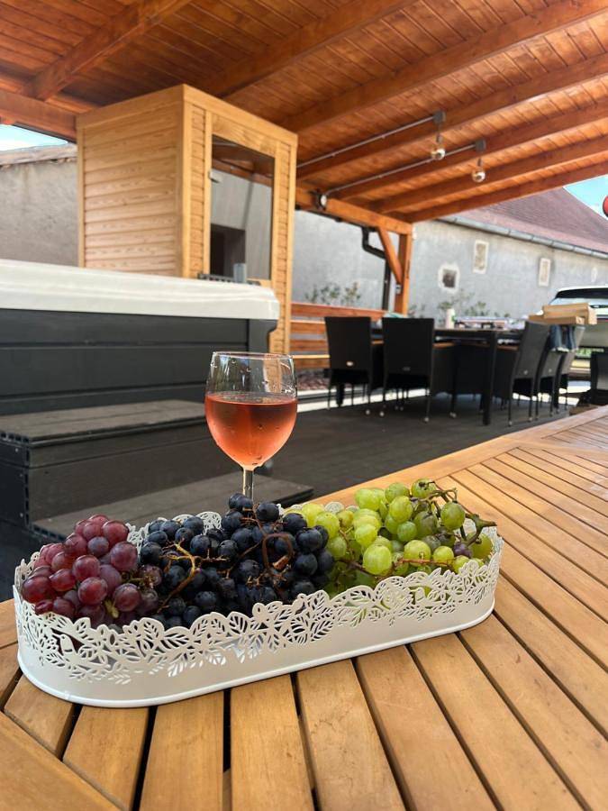 Cały apartament, Izabella Apartman Bogács in Bogács, Komitat Borsod-Abaúj-Zemplén