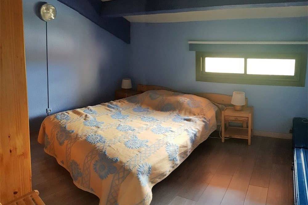 Ganze Wohnung, 3-Zimmer-Maisonette mit Pool, 300m zum Strand, Parkplatz, Klimaanlage, Wi-Fi, 6 Schlafplätze, Argelès in La Côte Vermeille, Argelès-sur-Mer