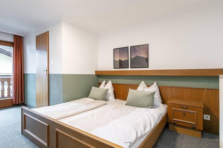 Ferienhaus für 34 Personen, mit Garten und Balkon sowie Sauna, mit Haustier in Kirchberg in Tirol - 4