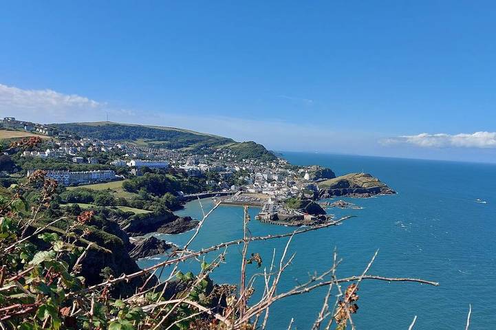 Holiday rental for 8 people, with Terrace and Garden in Ilfracombe