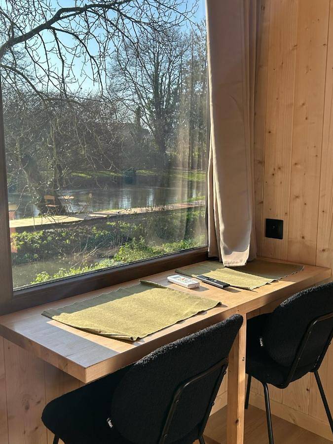 Gîte pour 3 personnes, avec vue sur le lac ainsi que jardin et vue, animaux acceptés à Étival-lès-le-Mans - 4