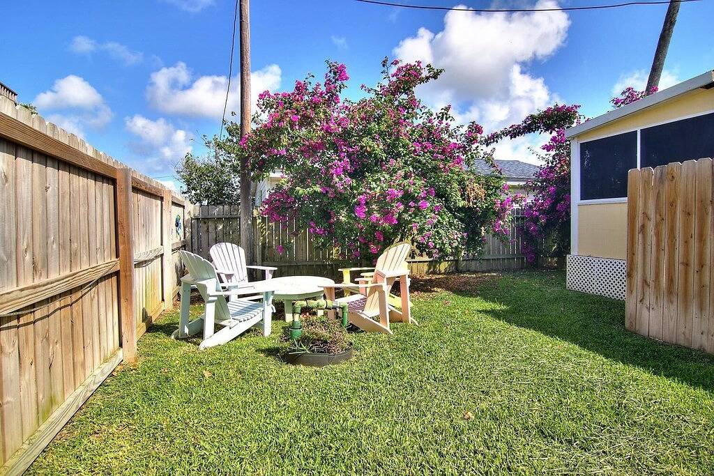Romantisches Märchenbuchhaus im Herzen der Altstadt Port A! in Port Aransas, Mustang Island