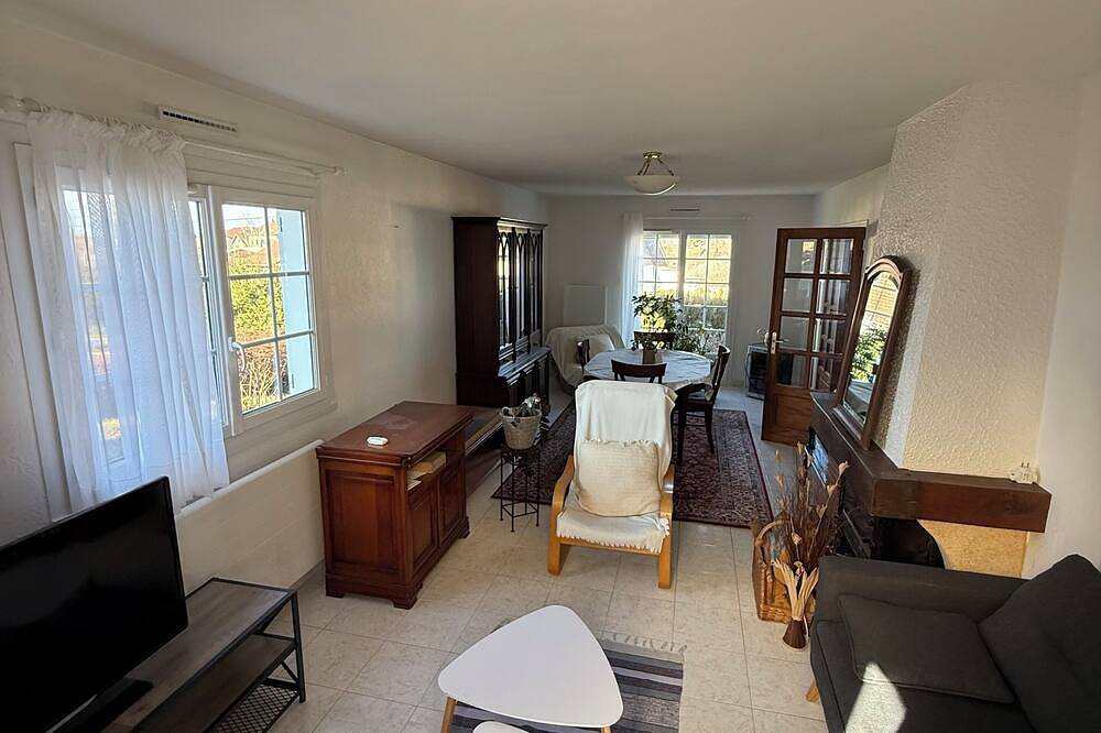 Warm and quiet house in the heart of the Jura mountains in Longchaumois, Parc naturel régional du Haut-Jura