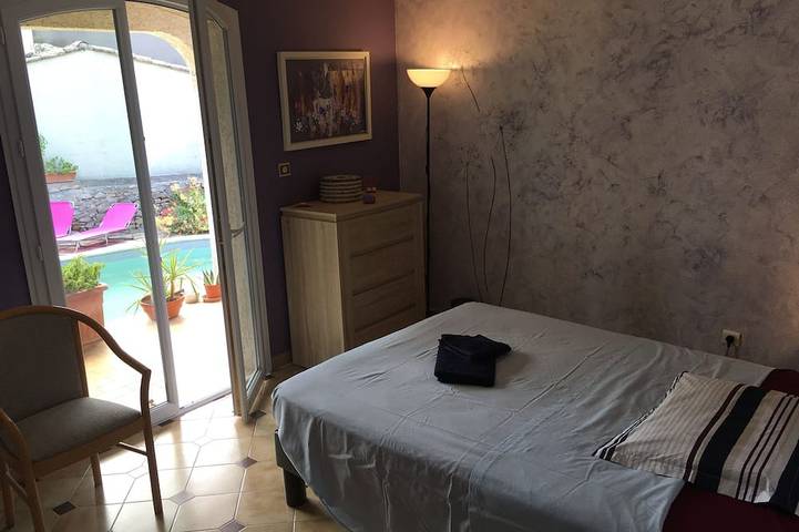 Location de vacances pour 8 personnes, avec jardin à MUS - 4