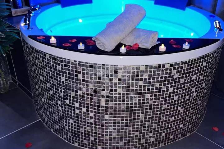 Appartement de vacances pour 2 personnes, avec jacuzzi, animaux acceptés