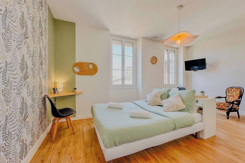 Apartamento entero, Studio Cosy - Bath & Netflix - Ideal couple in Pauillac, Parque natural regional del Médoc