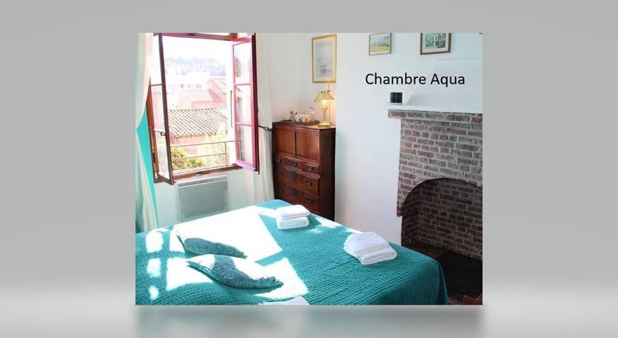 Gîte pour 4 personnes, avec terrasse et vue ainsi que jardin et piscine à Prades - 4