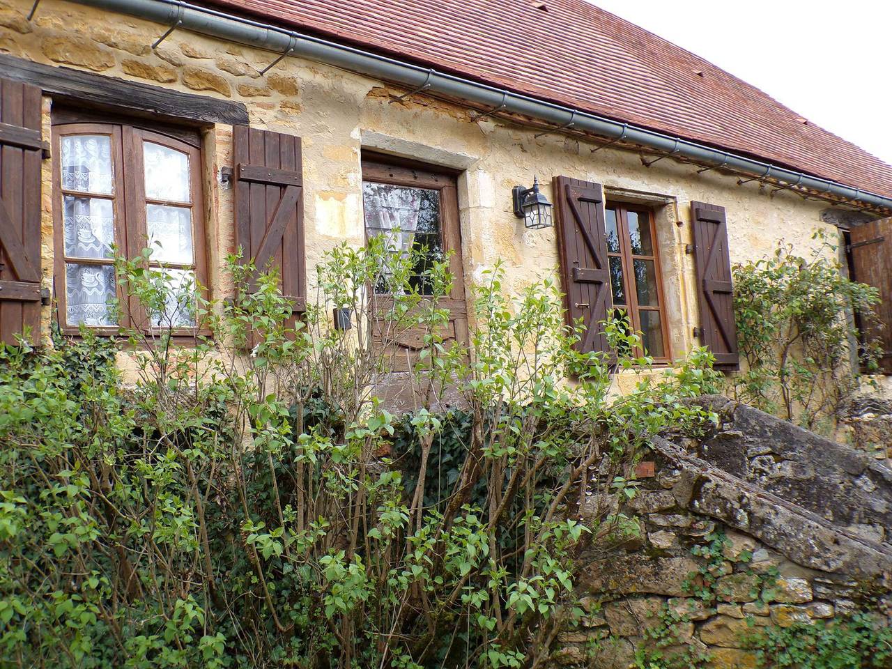 Ganze Ferienwohnung, Affordable rural cottage near tourist sites in Gourdon, Lot
