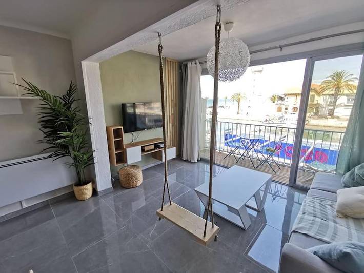 Gîte pour 6 personnes, avec terrasse et vue dans Le Vieux Phare Du Grau Du Roi - 2