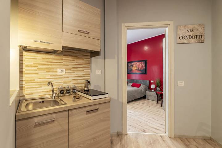 Appartement entier, Appartement de vacances pour 2 personnes avec balcon/terrasse in Rome, Province de Rome