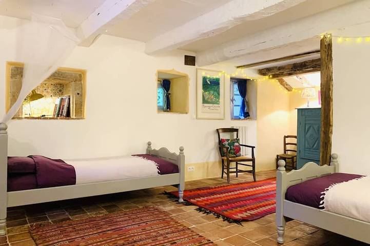 Maison D’Artist, 5 minutes from St Antonin Noble Val with Swimming River & Pools in Saint-Antonin-Noble-Val, Quercy
