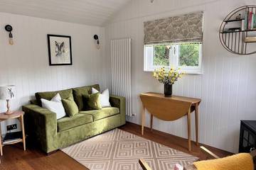 Glamping for 2 People in West Chiltington, West Sussex, Photo 1