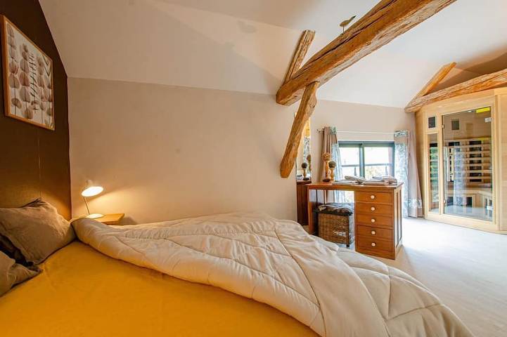 Location de vacances pour 4 personnes, avec jacuzzi et jardin à Dosches - 2