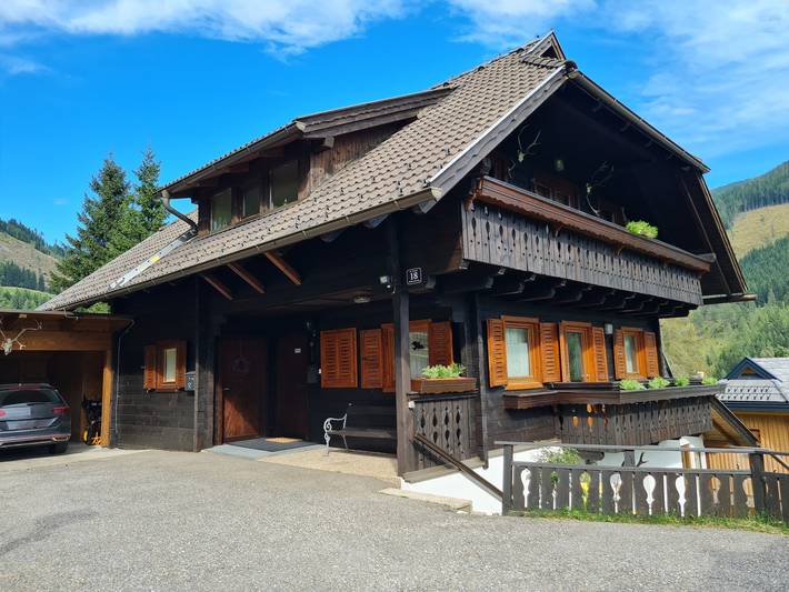 Chalet für 4 Personen, mit Balkon, kinderfreundlich in Bad Kleinkirchheim - 2