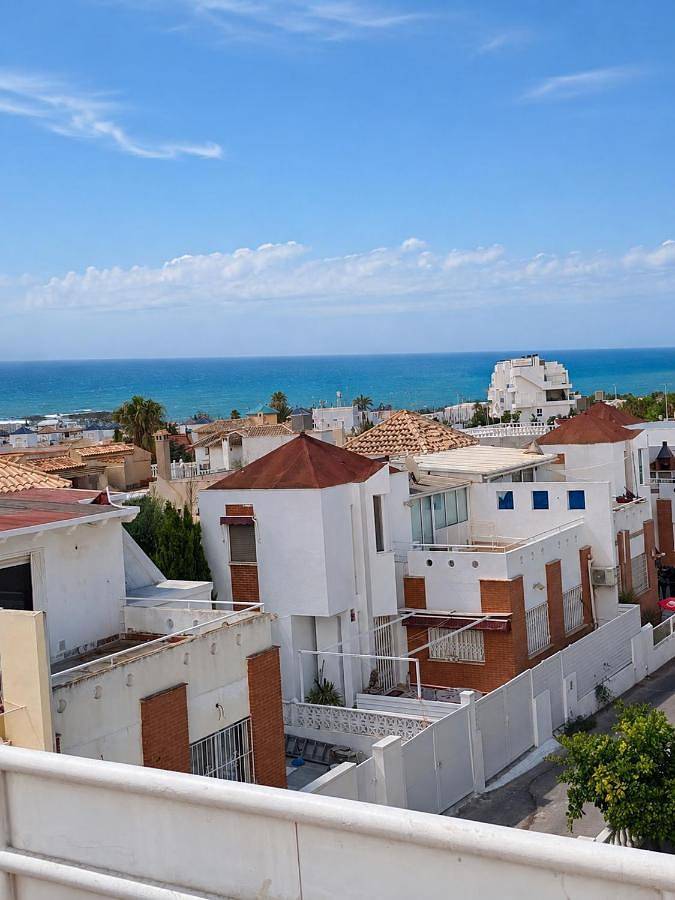 Maison de vacances pour 5 personnes, avec Terrasse et Jardin ainsi que Bassin pour enfant et Piscine dans Los Balcones
