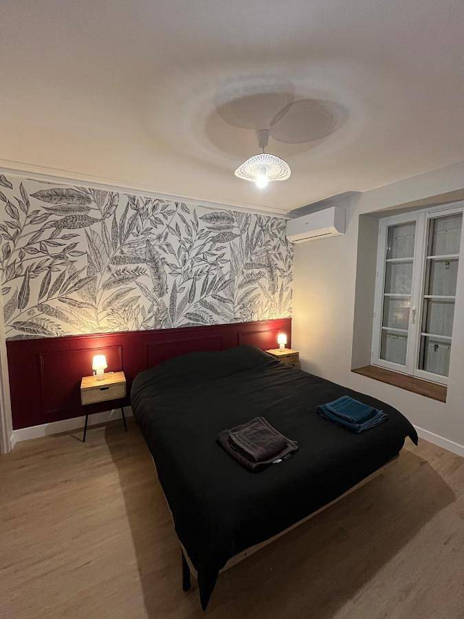 Gîte pour 2 personnes, avec terrasse et vue à Podensac