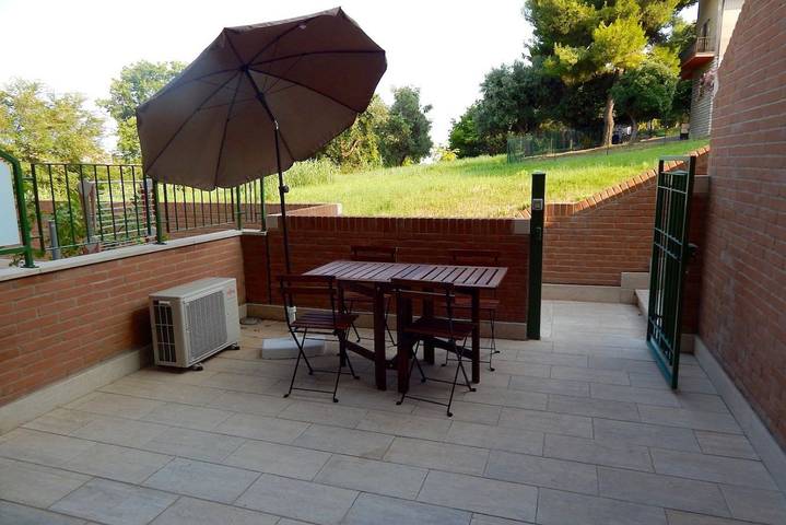 Ferienwohnung für 4 Personen, mit Balkon/Terrasse in Sirolo