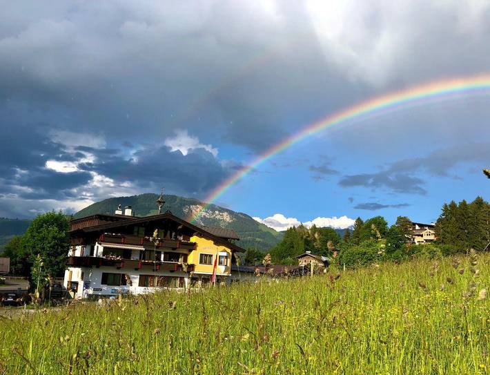 Gîte pour 2 personnes, avec sauna et balcon, adapté aux familles à St. Johann in Tirol - 3