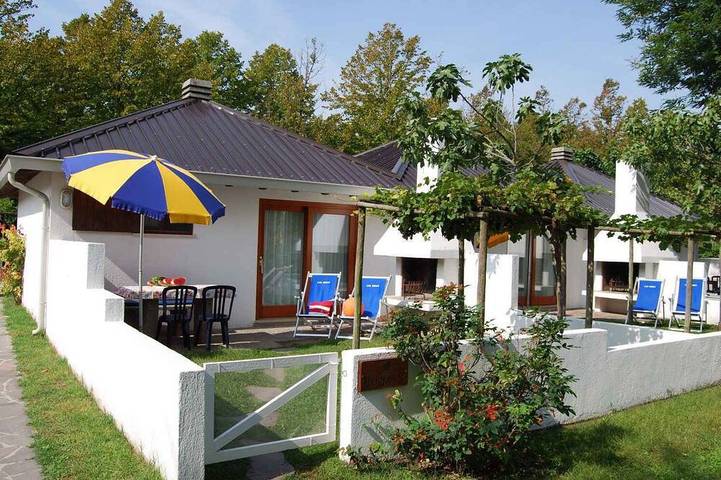 Ferienhaus für 5 Personen, mit Garten und Pool in Lignano Sabbiadoro