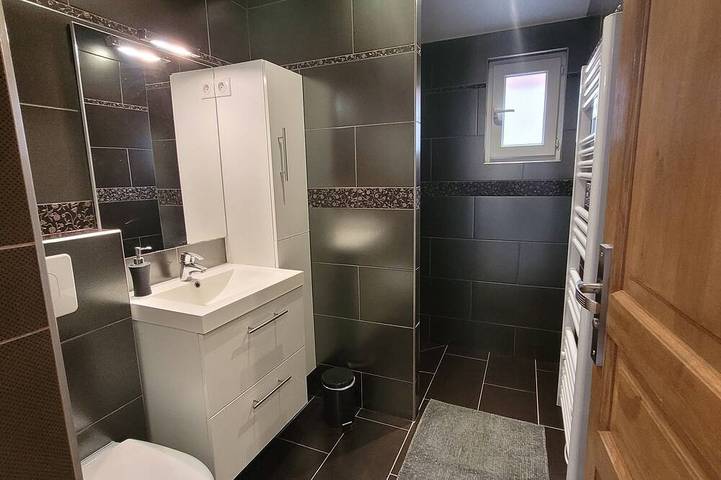 Gîte pour 4 personnes, avec terrasse et jardin à Créteil - 4