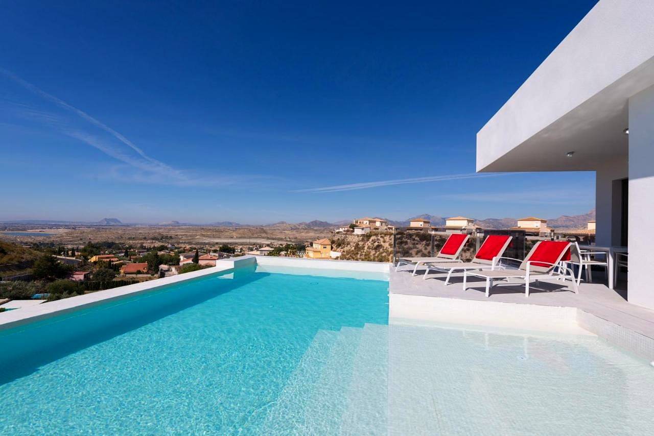 Deluxe Villa in Busot, Costa Blanca