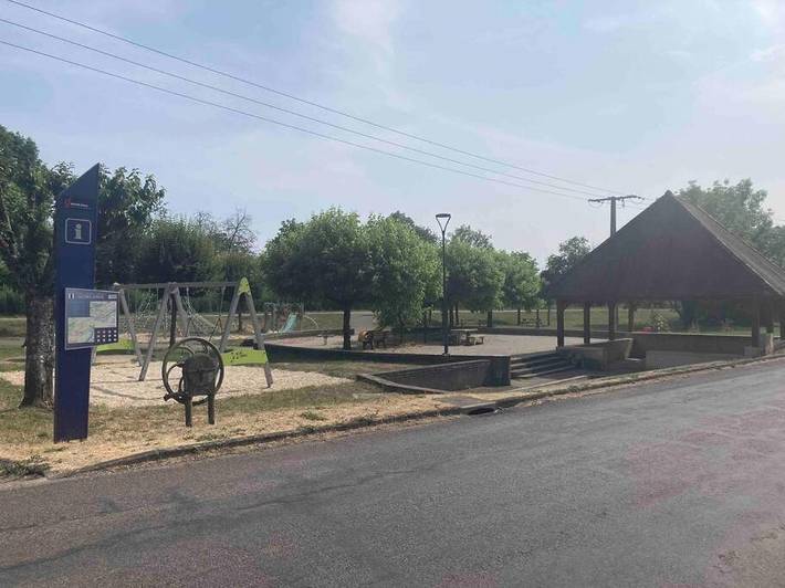 Location de vacances pour 6 personnes, animaux acceptés à Audelange - 2