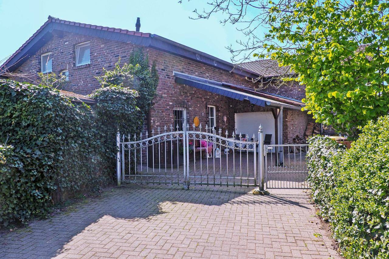 Ganze Wohnung, Two-Bedroom Apartment in Geldern, Niederrhein