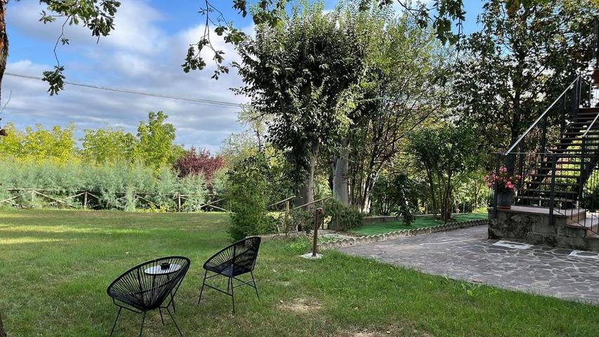 Location de vacances pour 2 personnes, avec vue et jardin à Imola - 2