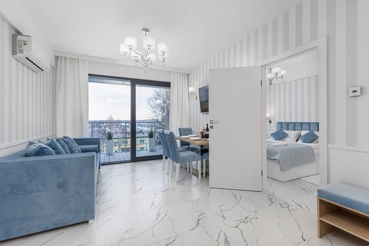 Ganze Wohnung, Stylish Apartment with Air Conditioning | Close to the Beach in Darłówko, Darłowo