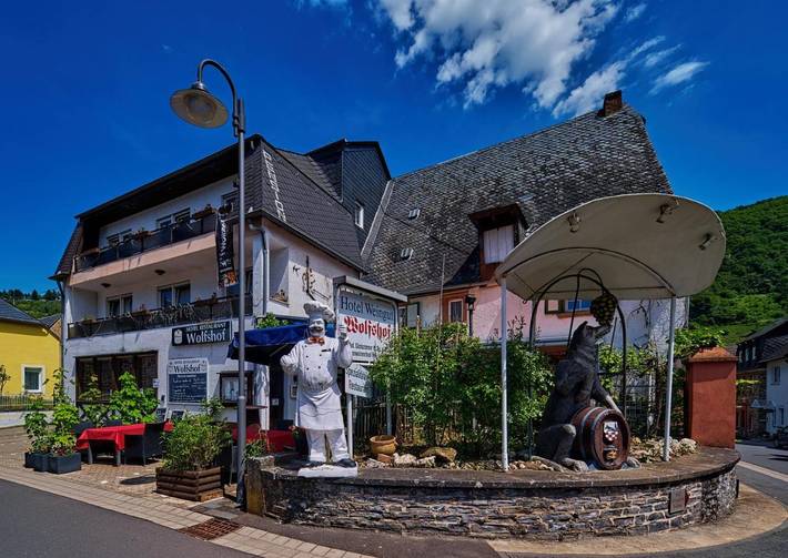 Hotel für 2 Personen, mit Balkon und Terrasse sowie Garten in Wolf