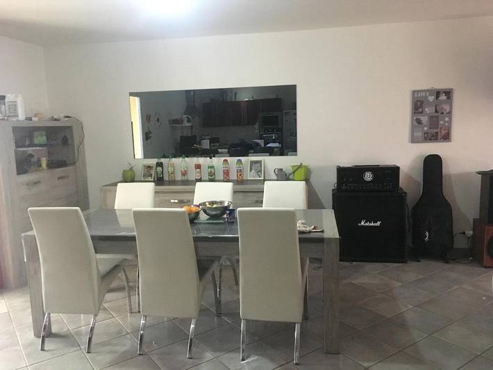 Location de vacances pour 8 personnes, avec Terrasse ainsi que Jardin et Piscine dans Beaurepaire - 3