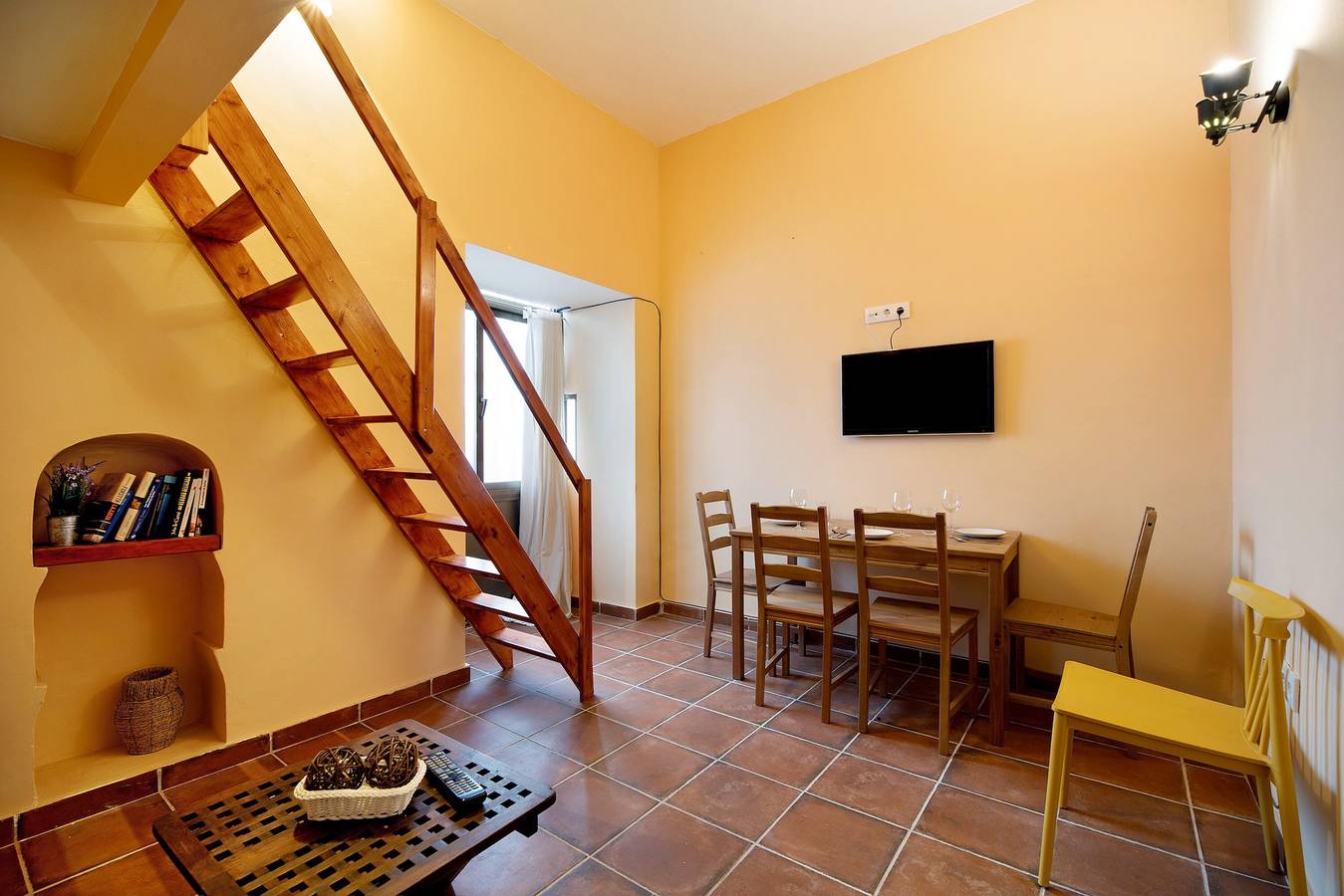Appartamento intero, Appartamento "Grotta Mi Rincón" con balcone ad Arcos de la Frontera in Arcos de la Frontera, Pueblos Blancos