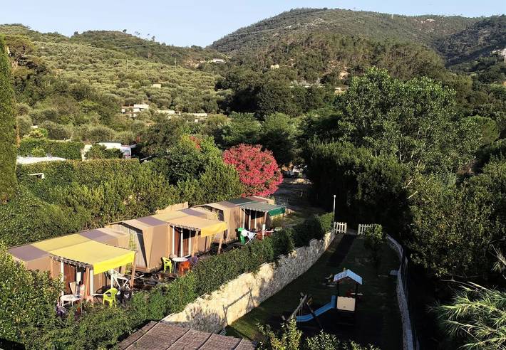 Wohnwagen für 3 Personen, mit Terrasse und Pool an der Ligurische Küste - 4