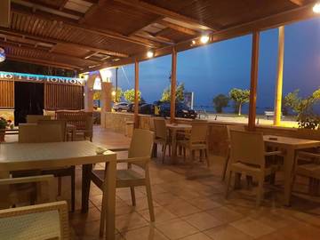 Hôtel pour 2 personnes, avec terrasse dans Kyllini