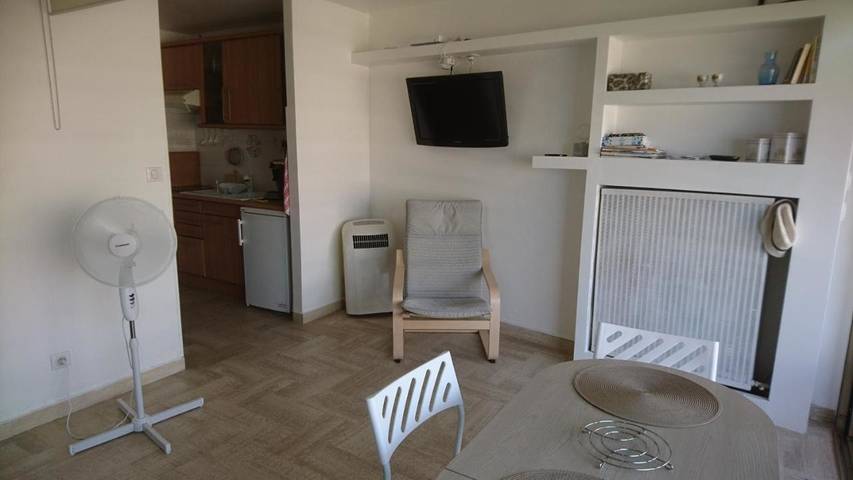 Gîte pour 2 personnes, avec balcon et vue dans Theatre De La Licorne - 2