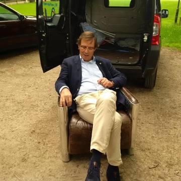 Gîte pour 4 personnes, avec balcon ainsi que piscine et vue à La Celle-sous-Gouzon